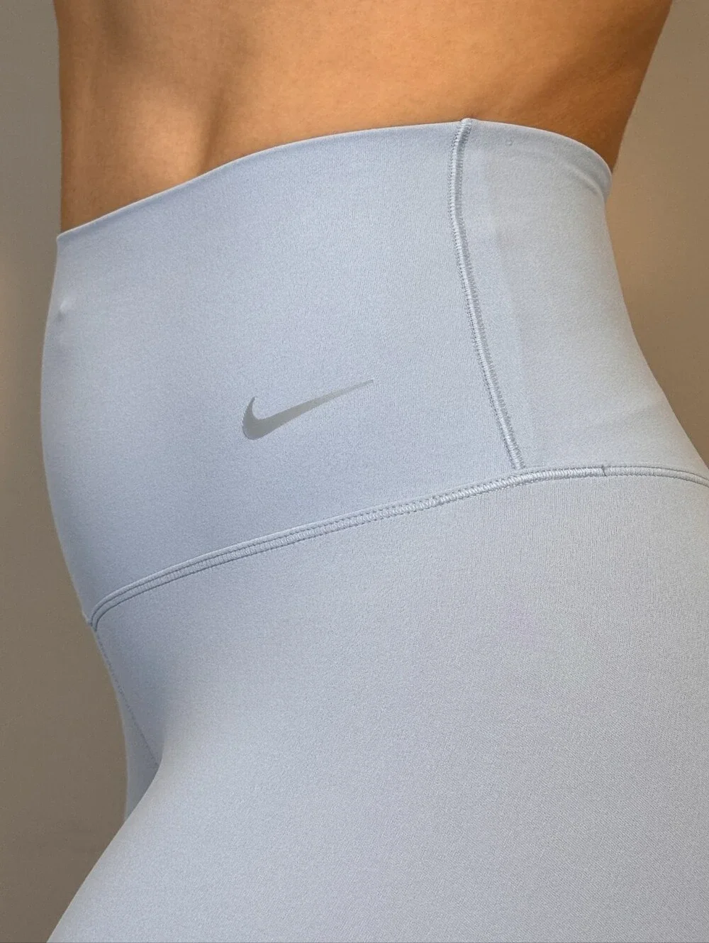 Nike Universa Women's High-Waisted 8
